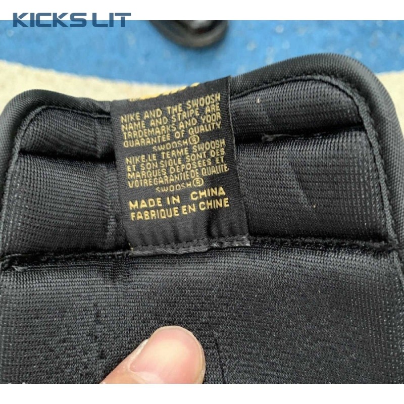 Jordan 1 Retro High Black Metallic Gold (2020) Unisex Jordan 1 Retro High Black Metallic Gold (2020) Unisex