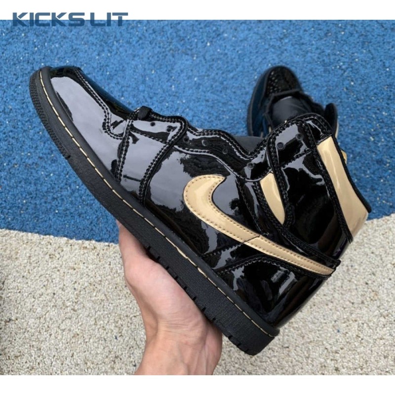 Jordan 1 Retro High Black Metallic Gold (2020) Unisex Jordan 1 Retro High Black Metallic Gold (2020) Unisex