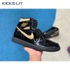 Jordan 1 Retro High Black Metallic Gold (2020) Unisex