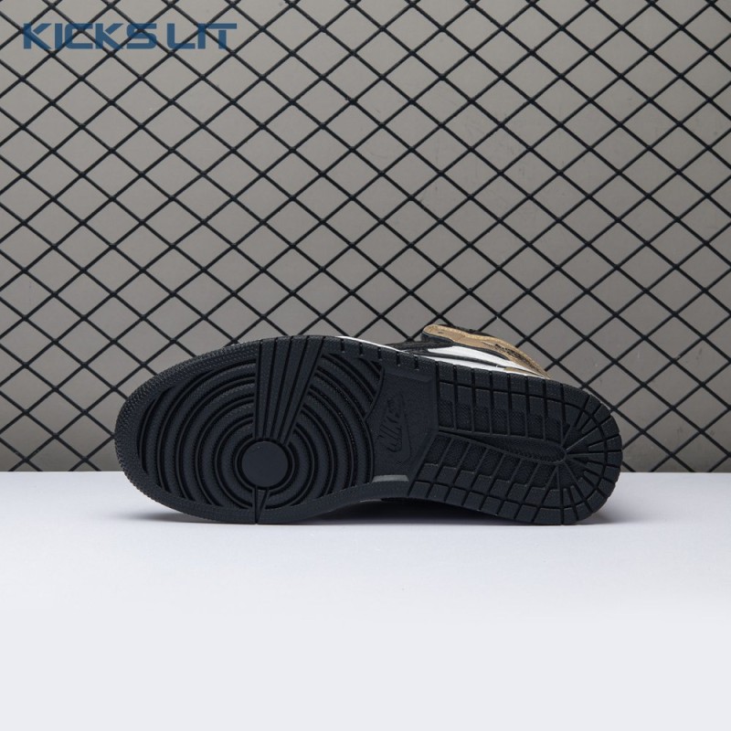 Jordan 1 Retro High NRG Patent Gold Toe Men's Jordan 1 Retro High NRG Patent Gold Toe Men's