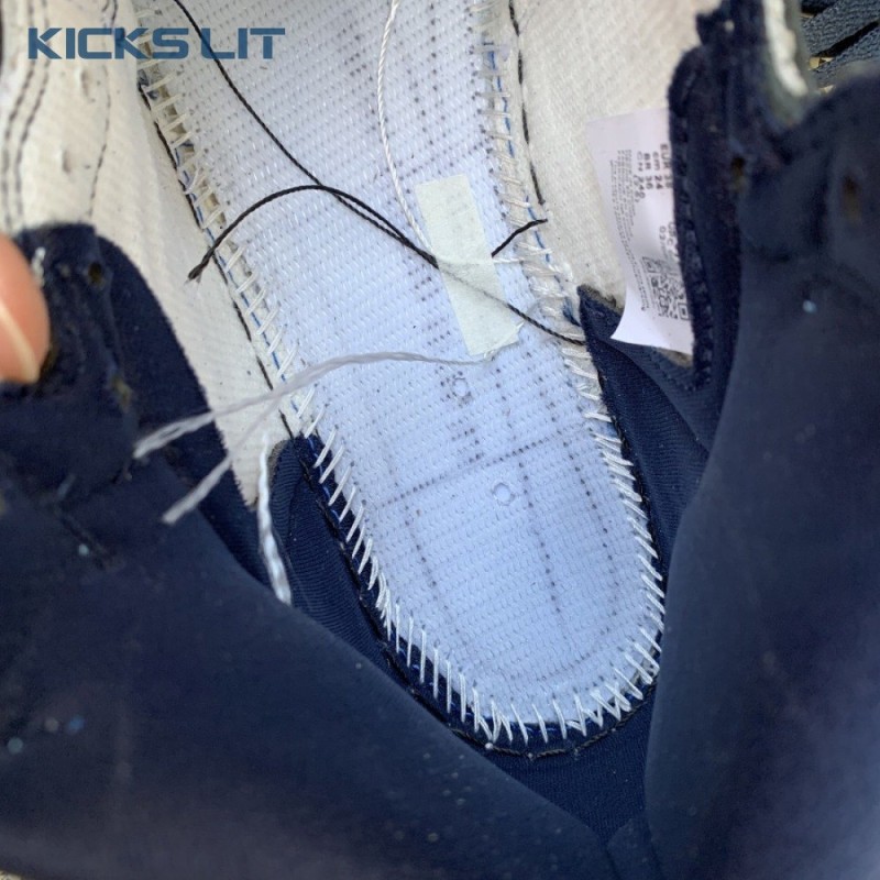 Jordan 1 Retro High Obsidian UNC Unisex Jordan 1 Retro High Obsidian UNC Unisex