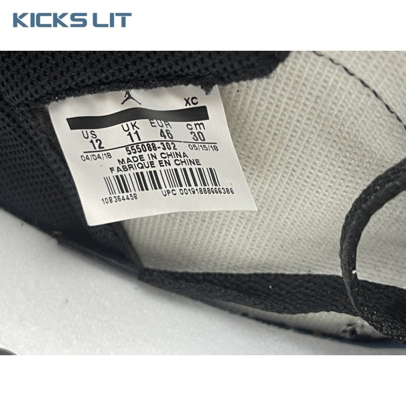 Jordan 1 Retro High Pine Green Unisex Jordan 1 Retro High Pine Green Unisex