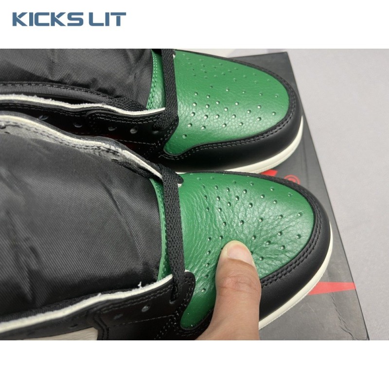 Jordan 1 Retro High Pine Green Unisex Jordan 1 Retro High Pine Green Unisex