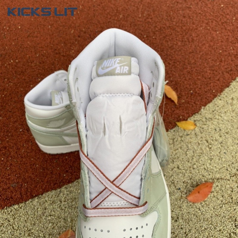 Air Jordan 1 Retro High OG 'Seafoam' Unisex Air Jordan 1 Retro High OG 'Seafoam' Unisex