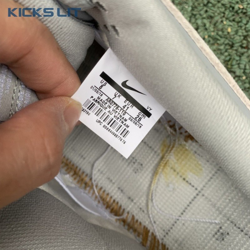 Dunk Low SB 'Summit White' Men's Dunk Low SB 'Summit White' Men's