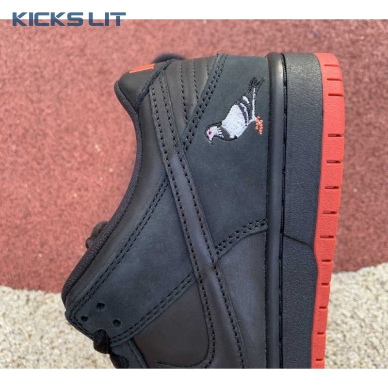 Dunk Low Pro SB 'Black Pigeon' Unisex Dunk Low Pro SB 'Black Pigeon' Unisex