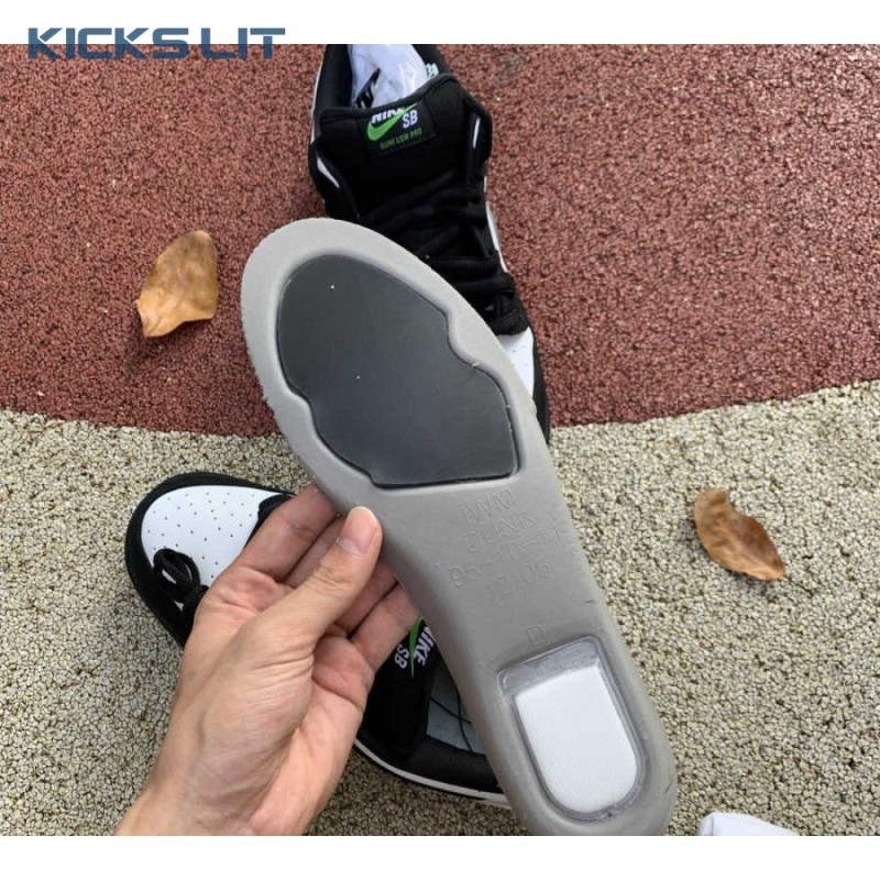 Dunk Low Pro SB 'Panda Pigeon' Men's Dunk Low Pro SB 'Panda Pigeon' Men's