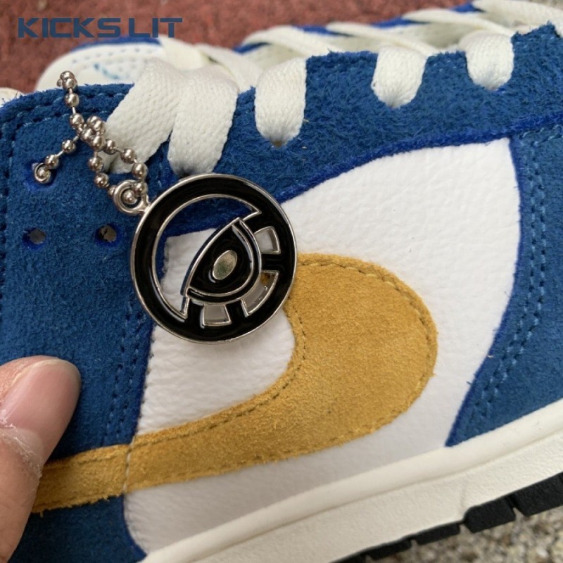 Dunk Low '80s Bus' Unisex Dunk Low '80s Bus' Unisex