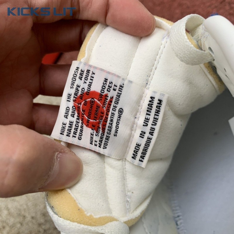 Dunk Low '80s Bus' Unisex Dunk Low '80s Bus' Unisex