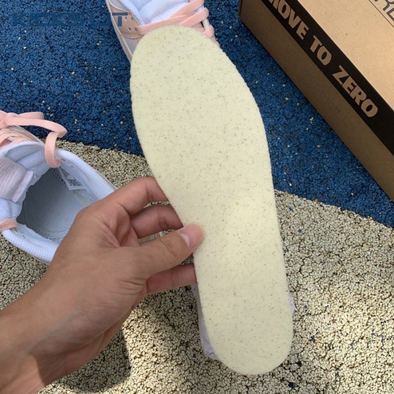 Dunk Low 'Orange Pearl' Women's Dunk Low 'Orange Pearl' Women's