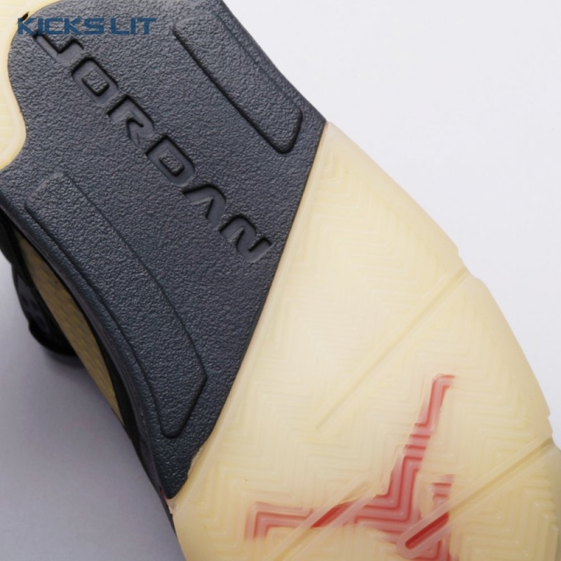 Jordan 5 Retro Gore-Tex Off-Noir DR0092-001 Men's Jordan 5 Retro Gore-Tex Off-Noir DR0092-001 Men's