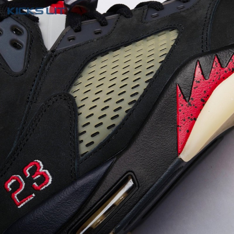 Jordan 5 Retro Gore-Tex Off-Noir DR0092-001 Men's Jordan 5 Retro Gore-Tex Off-Noir DR0092-001 Men's