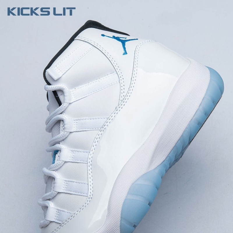 Air Jordan 11 
