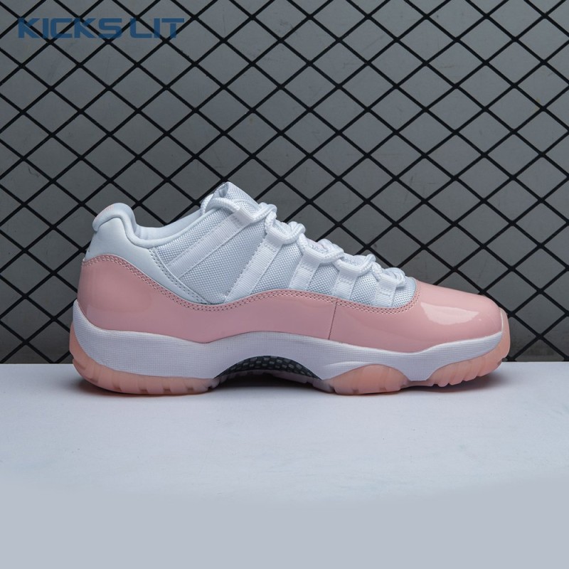 Air Jordan 11 Low 