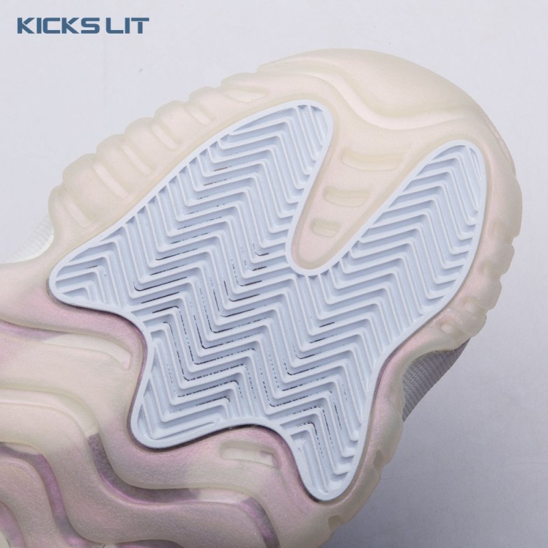 Air Jordan 11 Low  Air Jordan 11 Low