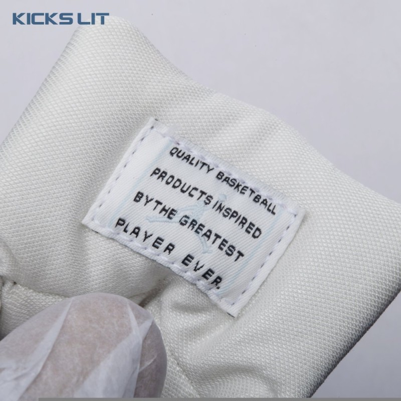 Air Jordan 11 Low  Air Jordan 11 Low