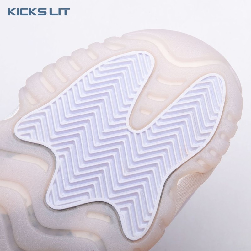 Air Jordan 11 Low  Air Jordan 11 Low