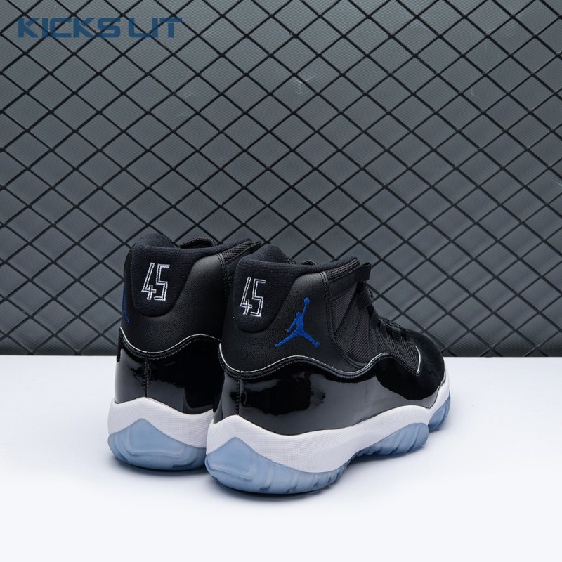 Air Jordan 11 Retro 