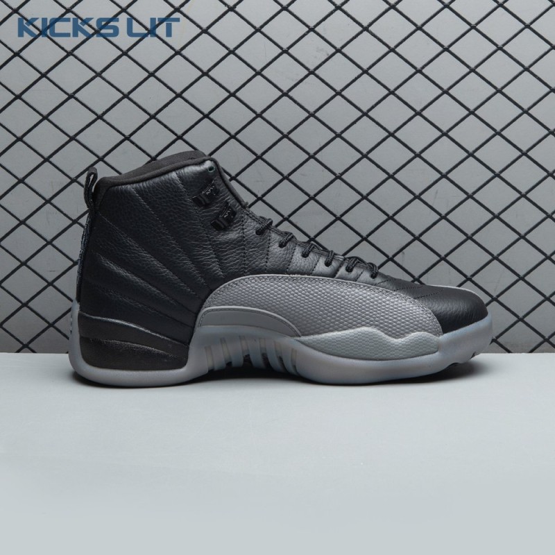 Air Jordan 12 