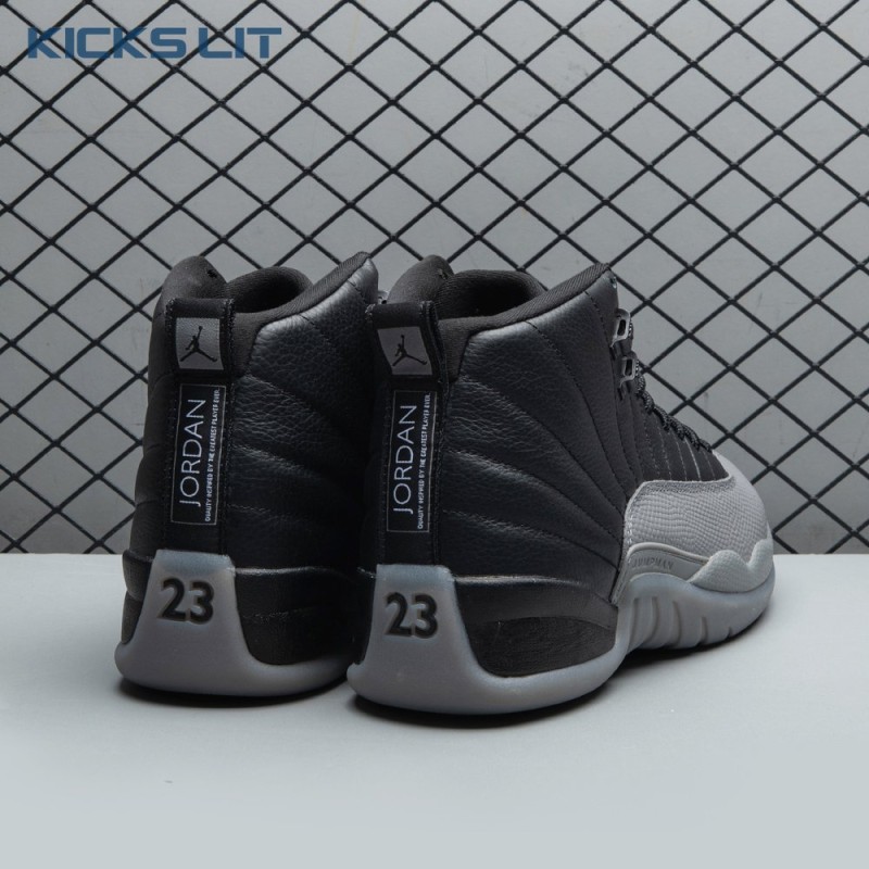 Air Jordan 12 