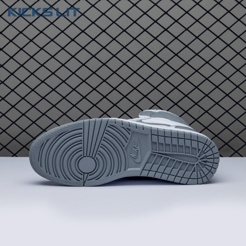 Air Jordan 1 High OG  Air Jordan 1 High OG