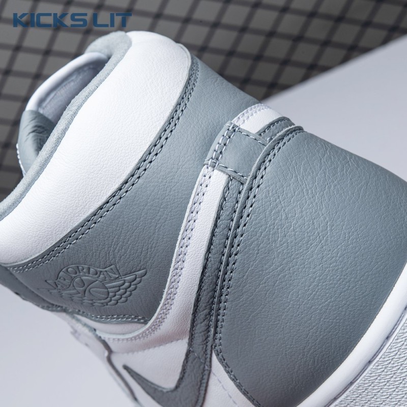 Air Jordan 1 High OG  Air Jordan 1 High OG