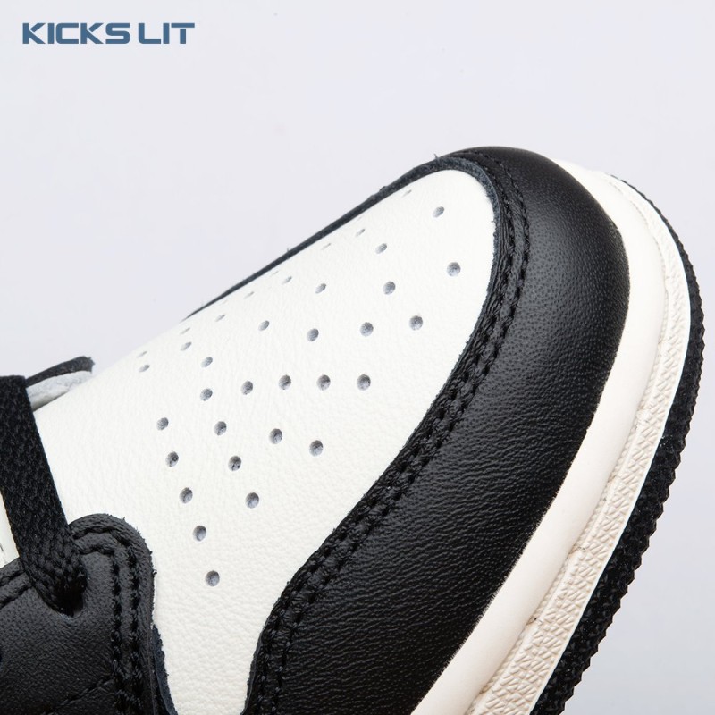 Air Jordan 1 Low OG  Air Jordan 1 Low OG