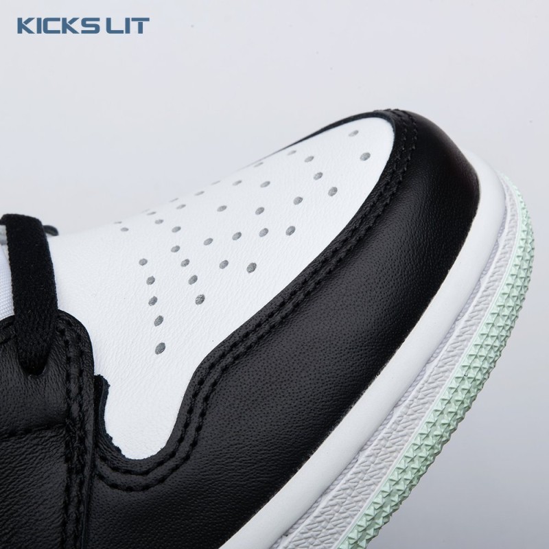 Air Jordan 1 OG Igloo 861428-100 Unisex Air Jordan 1 OG Igloo 861428-100 Unisex