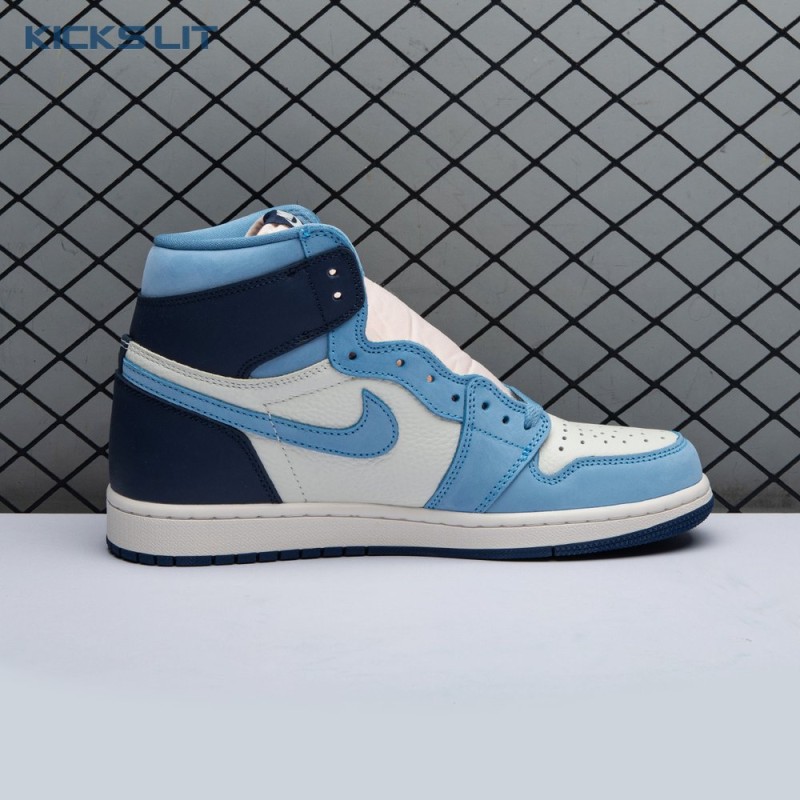 Air Jordan 1 Retro High OG  Air Jordan 1 Retro High OG