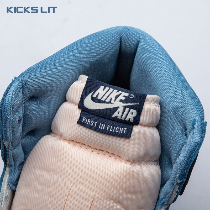 Air Jordan 1 Retro High OG  Air Jordan 1 Retro High OG