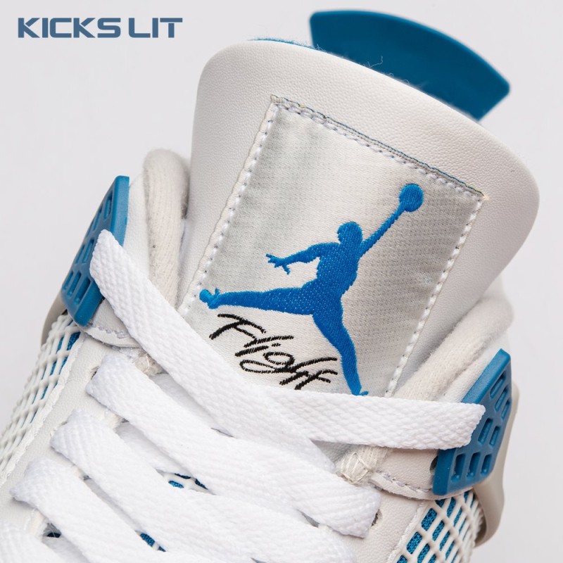 Air Jordan 4 Retro  Air Jordan 4 Retro