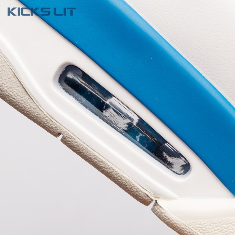 Air Jordan 4 Retro  Air Jordan 4 Retro