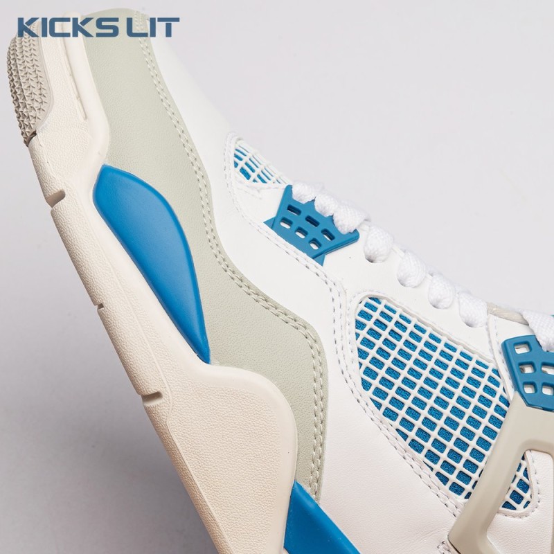 Air Jordan 4 Retro  Air Jordan 4 Retro