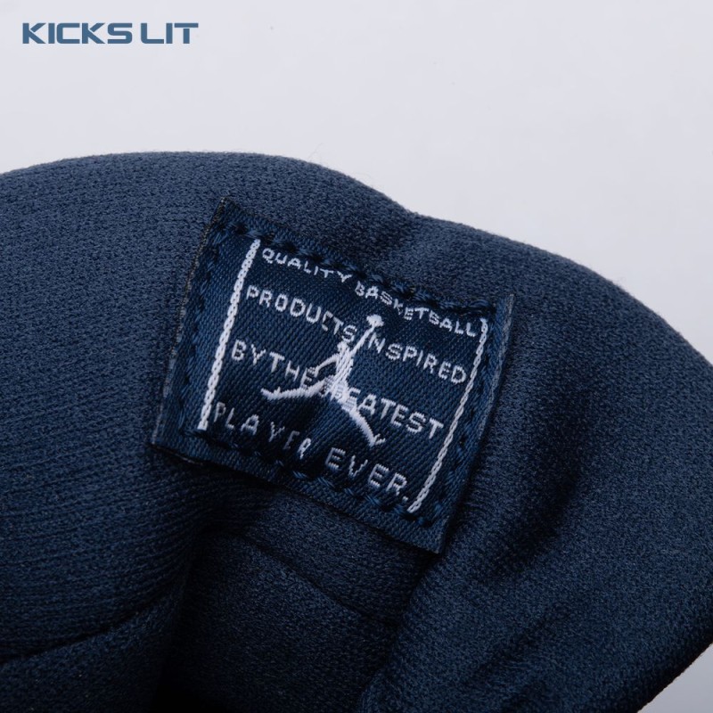 Jordan 11 Retro Low Georgetown 528895-007 Unisex Jordan 11 Retro Low Georgetown 528895-007 Unisex