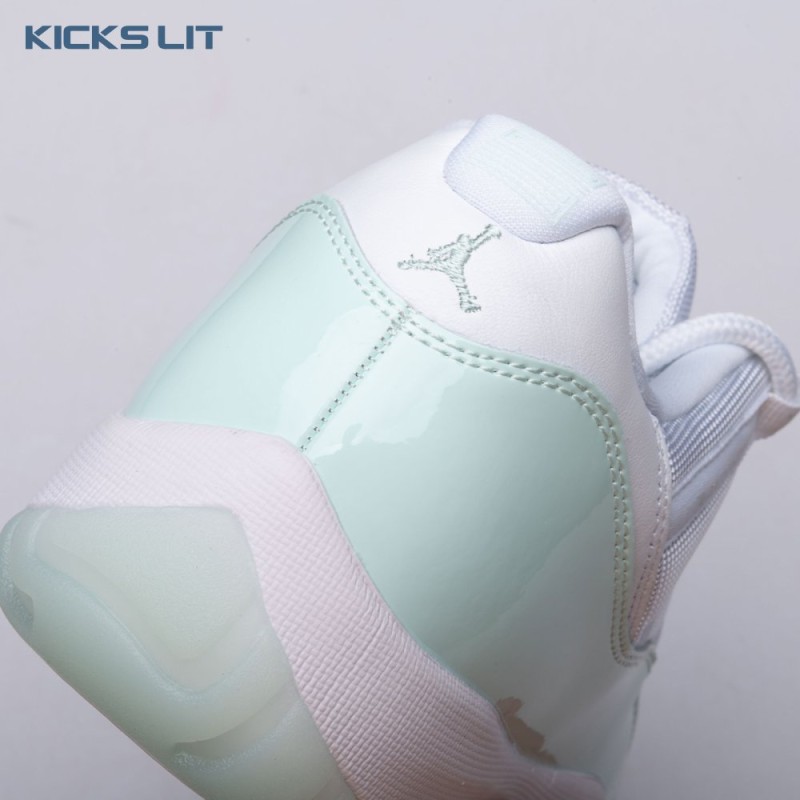 Jordan 11 Retro Low Igloo AH7860-103 Unisex