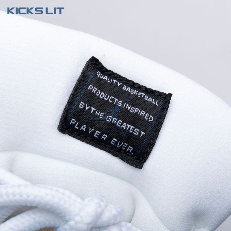 Jordan 11 Retro Low Snake Navy (2019) CD6846-102 Unisex Jordan 11 Retro Low Snake Navy (2019) CD6846-102 Unisex