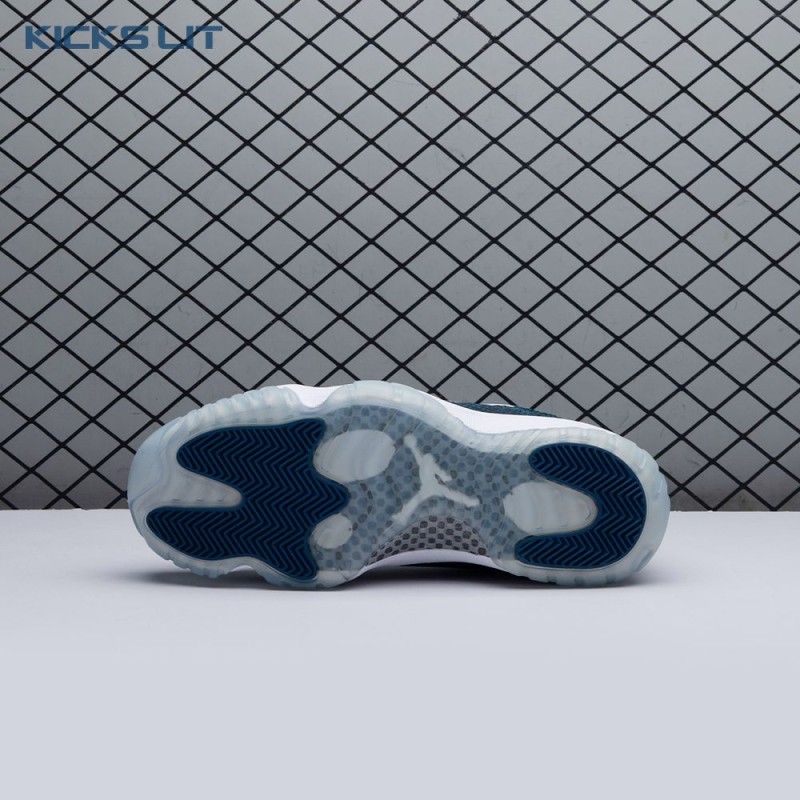 Jordan 11 Retro Low Snake Navy (2019) CD6846-102 Unisex Jordan 11 Retro Low Snake Navy (2019) CD6846-102 Unisex