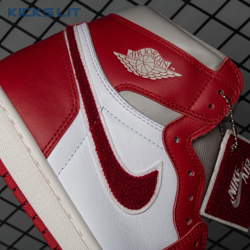 Jordan 1 High OG Newstalgia Chenille DJ4891-061 Unisex Jordan 1 High OG Newstalgia Chenille DJ4891-061 Unisex