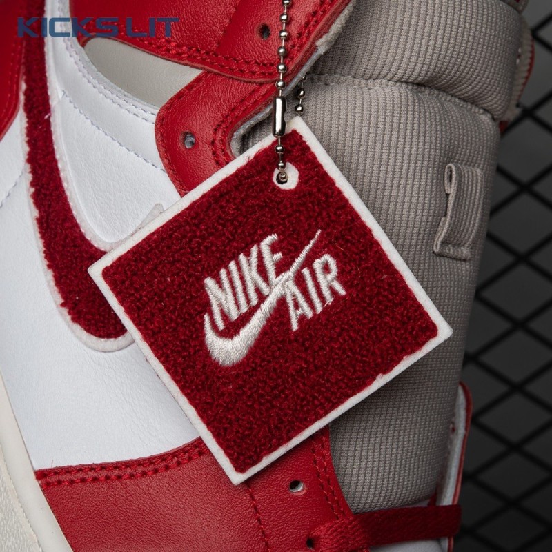 Jordan 1 High OG Newstalgia Chenille DJ4891-061 Unisex Jordan 1 High OG Newstalgia Chenille DJ4891-061 Unisex