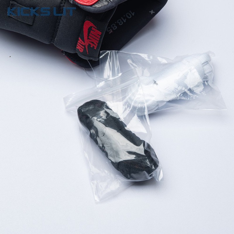 Jordan 1 Retro Banned (B-Grade) (2011) 43200-001 Men's Jordan 1 Retro Banned (B-Grade) (2011) 43200-001 Men's