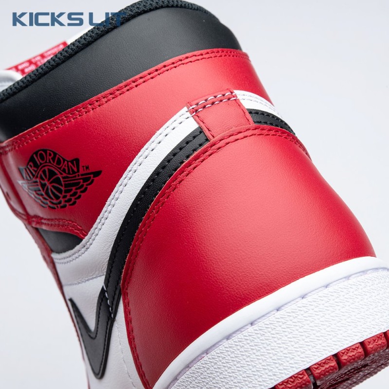 Jordan 1 Retro Chicago Unisex Jordan 1 Retro Chicago Unisex