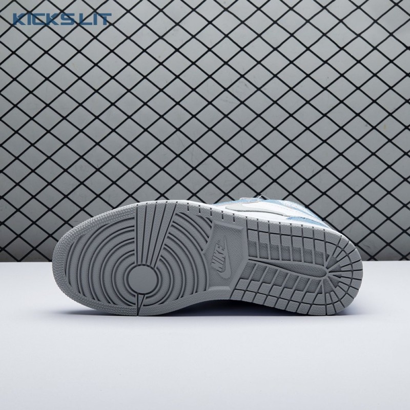 Jordan 1 Retro High OG Hyper Royal 555088 402 Unisex Jordan 1 Retro High OG Hyper Royal 555088 402 Unisex