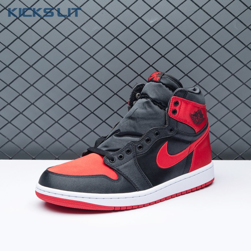 Jordan 1 Retro High OG Satin Bred Unisex Jordan 1 Retro High OG Satin Bred Unisex
