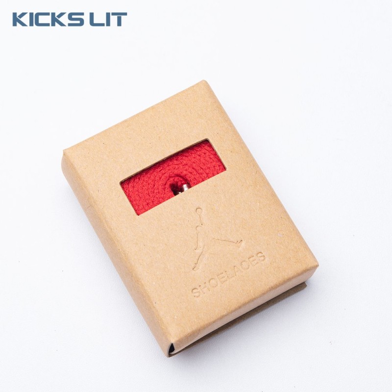 Jordan 1 Retro High OG Satin Bred Unisex Jordan 1 Retro High OG Satin Bred Unisex