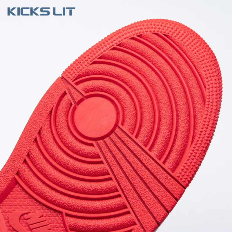 Jordan 1 Retro High OG Satin Bred Unisex Jordan 1 Retro High OG Satin Bred Unisex