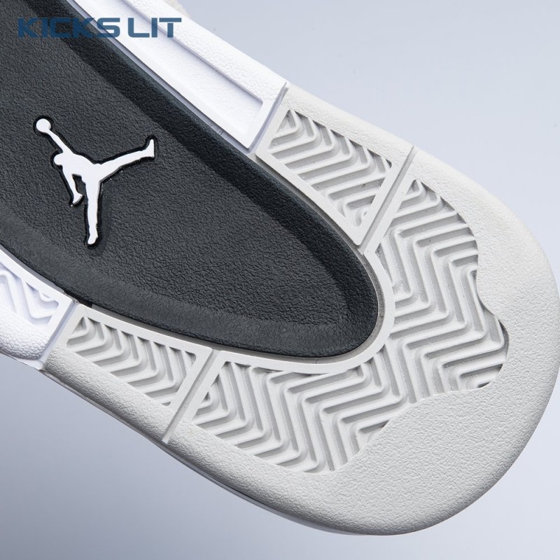 Jordan 4 Retro Military Black Unisex