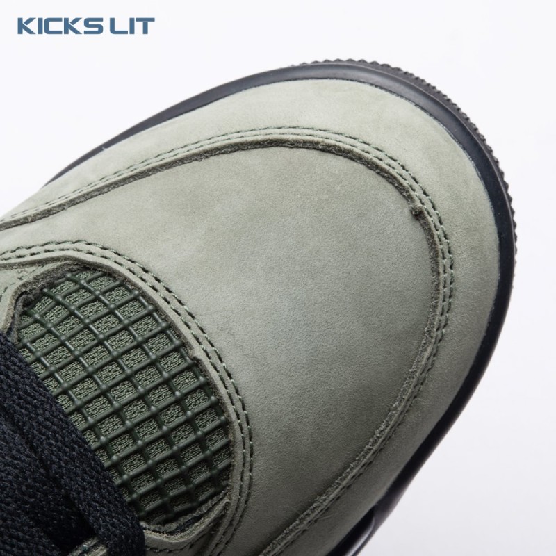 Jordan 4 Retro OG SP Undefeated (2025) IB1519-200 Unisex