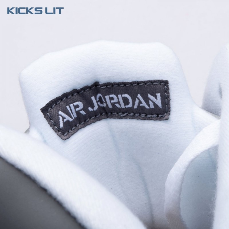 Jordan 5 Retro Wolf Grey 136027-005 Men's Jordan 5 Retro Wolf Grey 136027-005 Men's