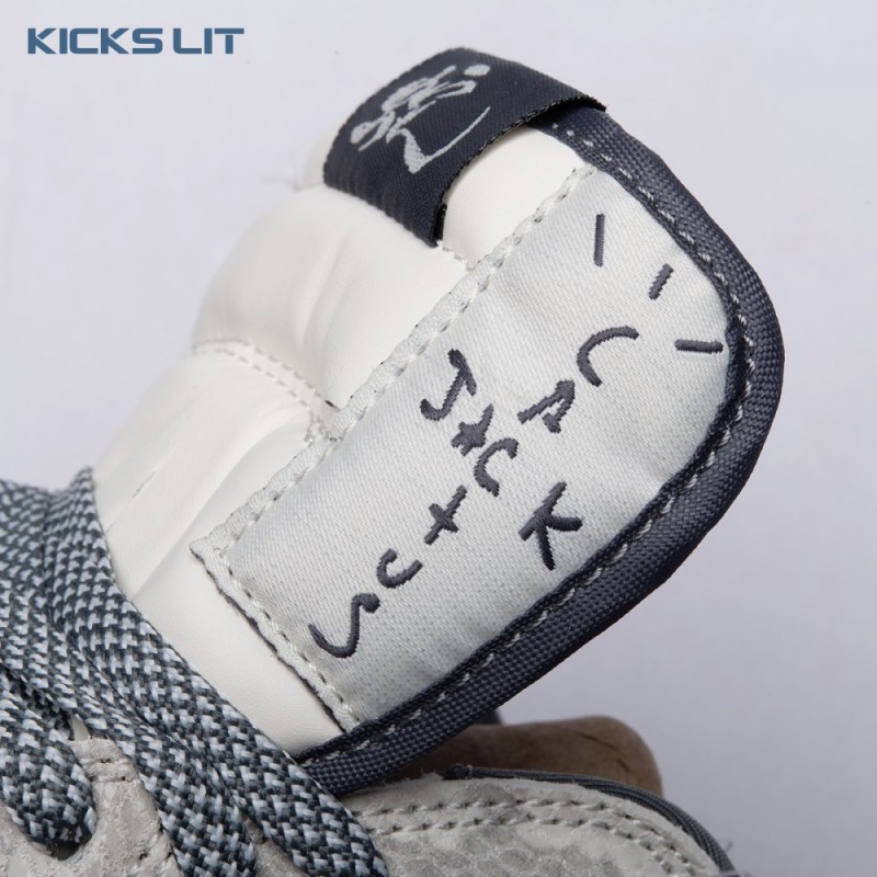 Travis Scott x Fragment Design x Air Jordan 1 Low OG SP XS3086-009 Unisex Travis Scott x Fragment Design x Air Jordan 1 Low OG SP XS3086-009 Unisex