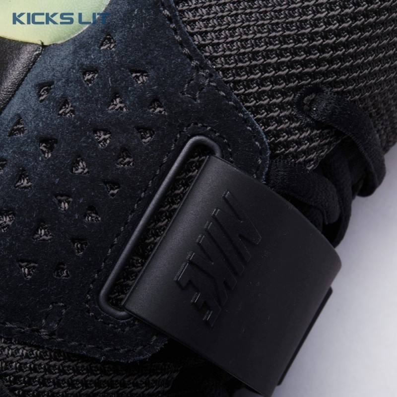 Nike Air Yeezy 2 Solar Red Men's Nike Air Yeezy 2 Solar Red Men's